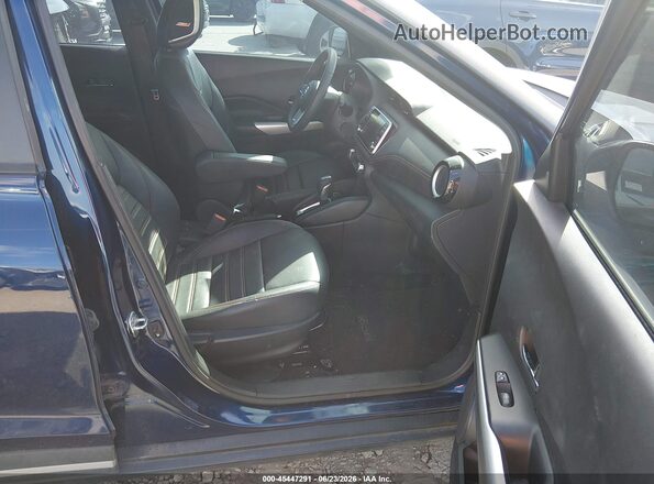 3N1CP5CU3KL533425 2019 NISSAN KICKS Синий Вид салона спереди
