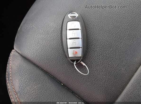 3N1CP5CU3KL533425 2019 NISSAN KICKS Синий Вид панели приборов