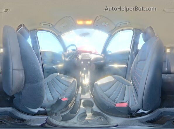3N1CP5CU3KL565663 2019 NISSAN KICKS Red 360 interior view