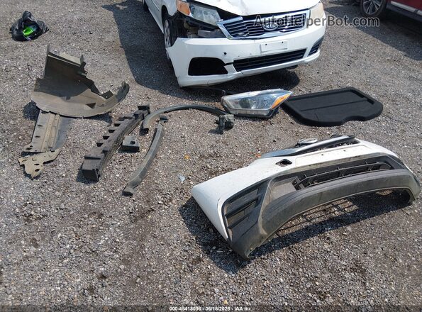 3N1CP5CU4JL506376 2018 NISSAN KICKS White ხელსაწყოთა პანელის ხედი