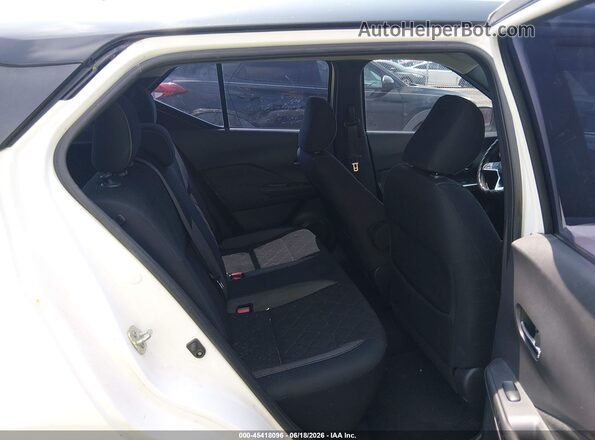 3N1CP5CU4JL506376 2018 NISSAN KICKS White VIN კოდის სტიკერის ხედი