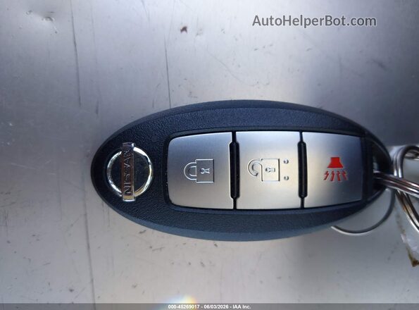 3N1CP5CU4JL514221 2018 NISSAN KICKS Gray Вид панелі приладів