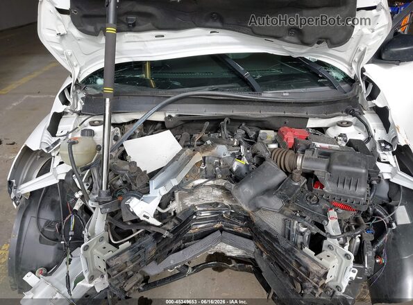 3N1CP5CU4JL523498 2018 NISSAN KICKS White Вид ззаду