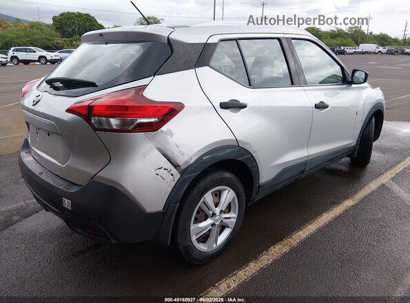 3N1CP5CU4JL536039 2018 NISSAN KICKS Серебряный Задняя правая четверть
