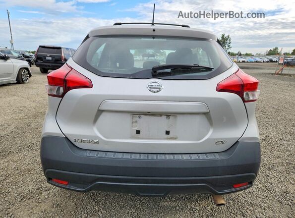 3N1CP5CU4KL470674 2019 NISSAN KICKS Серебряный Вид сзади