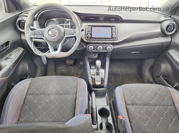 3N1CP5CU4KL481531 2019 NISSAN KICKS Серебряный Вид панели приборов