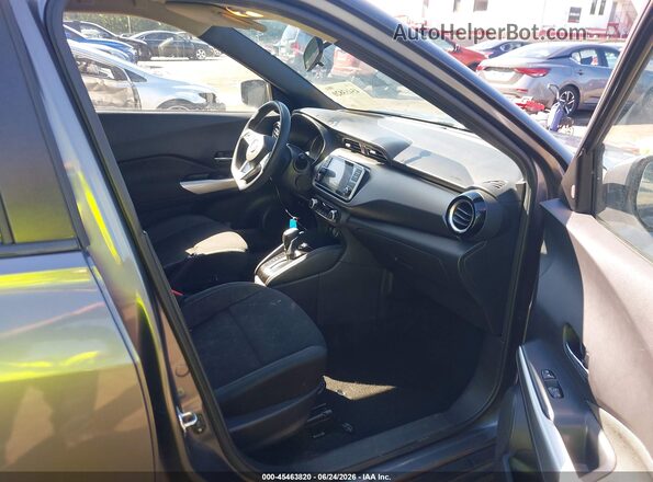 3N1CP5CU4KL555109 2019 NISSAN KICKS Gray წინა სალონის ხედი