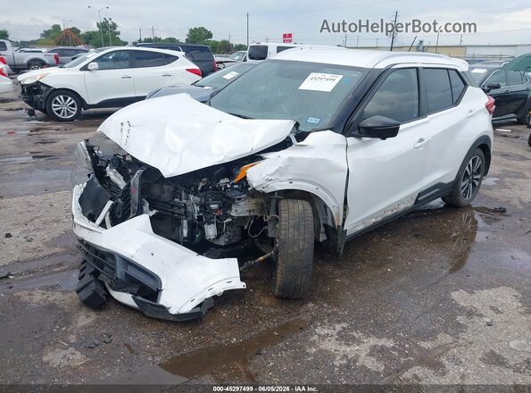 3N1CP5CU5KL482090 2019 NISSAN KICKS White Առջևի ձախ երեք քառորդ տեսարան