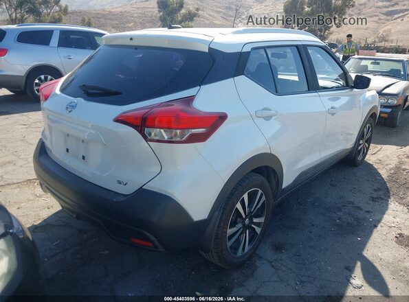 3N1CP5CU6JL523681 2018 NISSAN KICKS Белый Задняя правая четверть