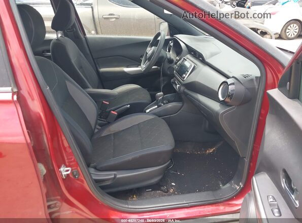 3N1CP5CU6JL528590 2018 NISSAN KICKS Red Вид салону спереду