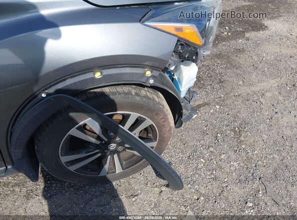 3N1CP5CU7JL515993 2018 NISSAN KICKS Gray Vista frontal
