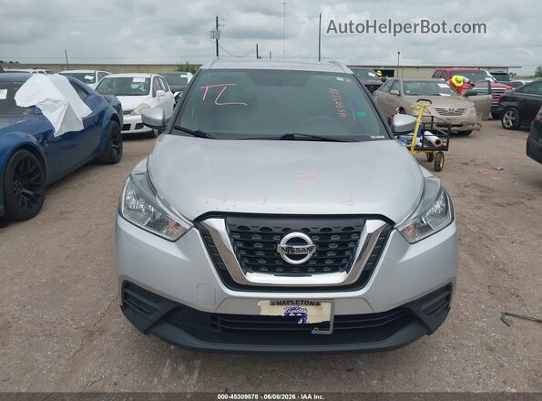 3N1CP5CU7JL530512 2018 NISSAN KICKS Серебряный Вид щитка приборов
