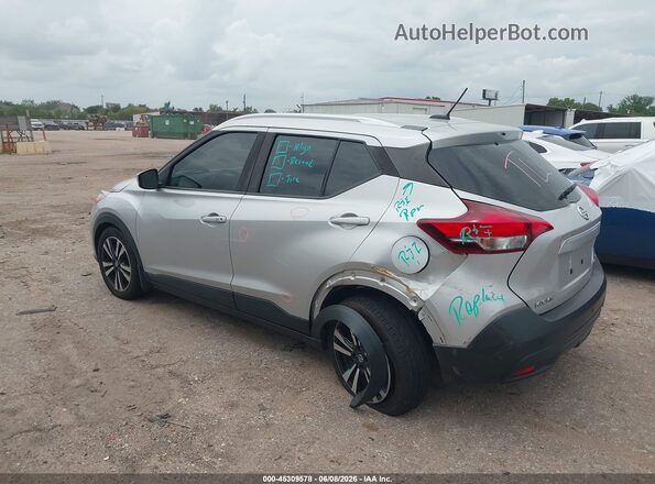 3N1CP5CU7JL530512 2018 NISSAN KICKS Серебряный Задняя левая четверть