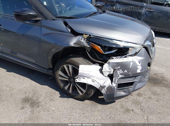 3N1CP5CU7JL546502 2018 NISSAN KICKS Gray Դիմացի տեսք