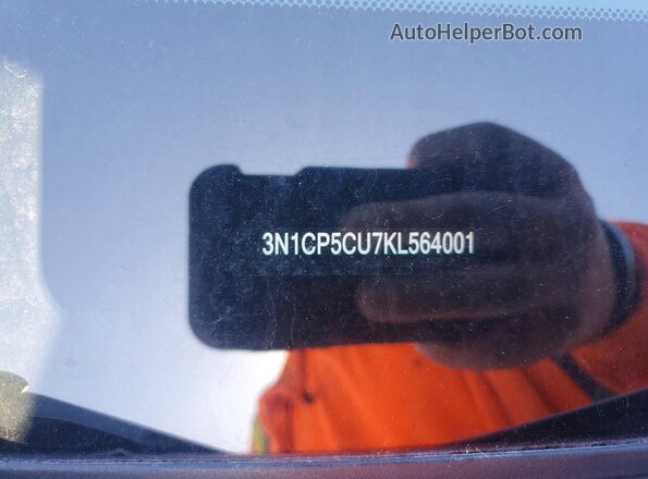 3N1CP5CU7KL564001 2019 NISSAN KICKS White 