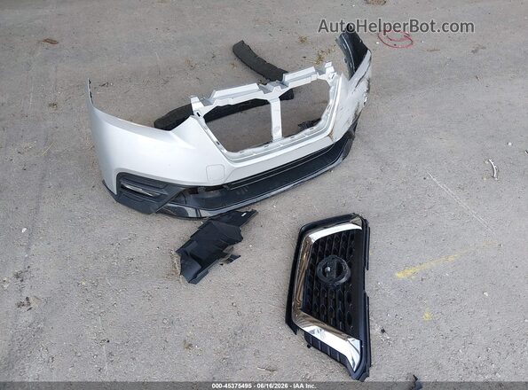 3N1CP5CU8JL510799 2018 NISSAN KICKS Silver Vista del salpicadero
