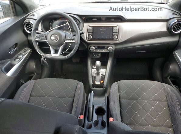 3N1CP5CU8KL510822 2019 NISSAN KICKS Черный Вид панели приборов