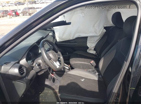 3N1CP5CU8KL544954 2019 NISSAN KICKS Black Front interior view