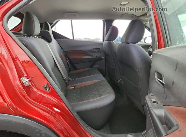 3N1CP5CU9JL501898 2018 NISSAN KICKS Red Widok tylnych siedzeń