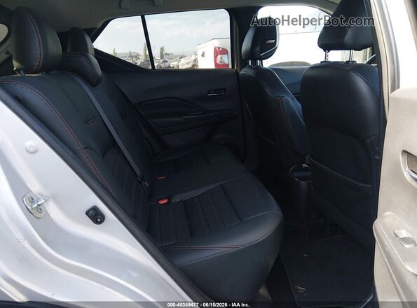 3N1CP5CU9KL477913 2019 NISSAN KICKS Silver Widok naklejki z numerem VIN
