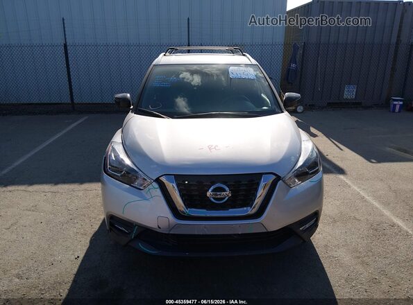 3N1CP5CU9KL477913 2019 NISSAN KICKS Silver Widok zestawu wskaźników
