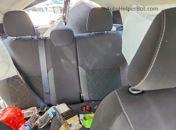 3N1CP5CU9KL511204 2019 NISSAN KICKS Gray Rear seats view