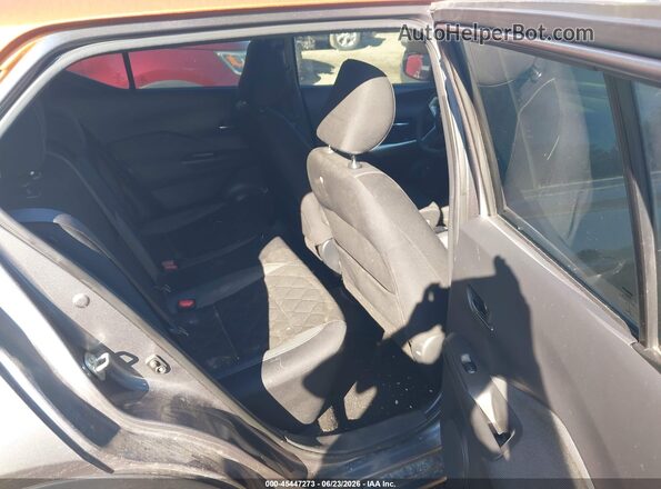 3N1CP5CUXJL518466 2018 NISSAN KICKS Gray VIN sticker view