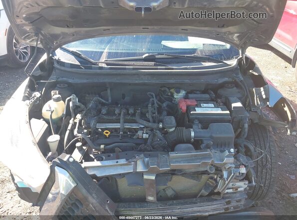 3N1CP5CUXJL518466 2018 NISSAN KICKS Gray Rear view