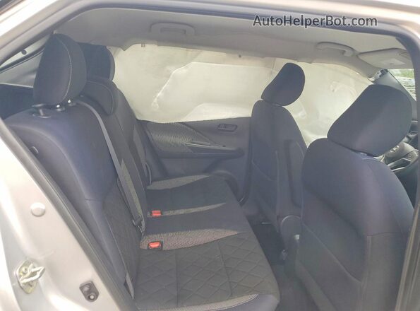 3N1CP5CUXJL544159 2018 NISSAN KICKS Серебряный Вид задней части салона