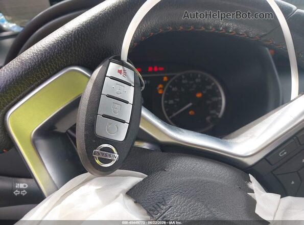 3N1CP5CUXKL492176 2019 NISSAN KICKS Белый Вид панели приборов