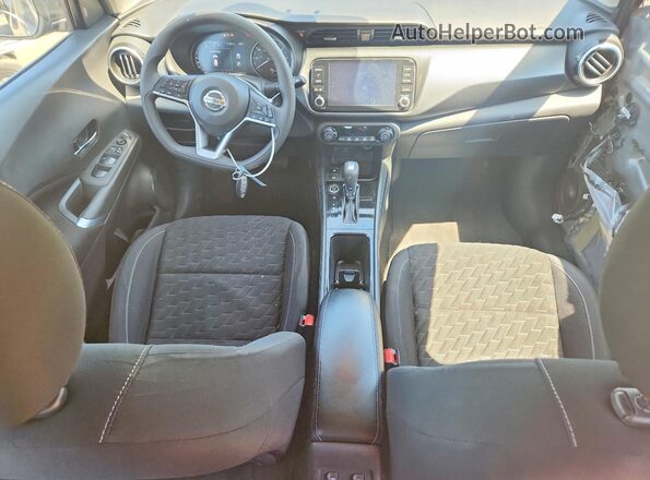 3N1CP5CV0ML518067 2021 NISSAN KICKS Gray 