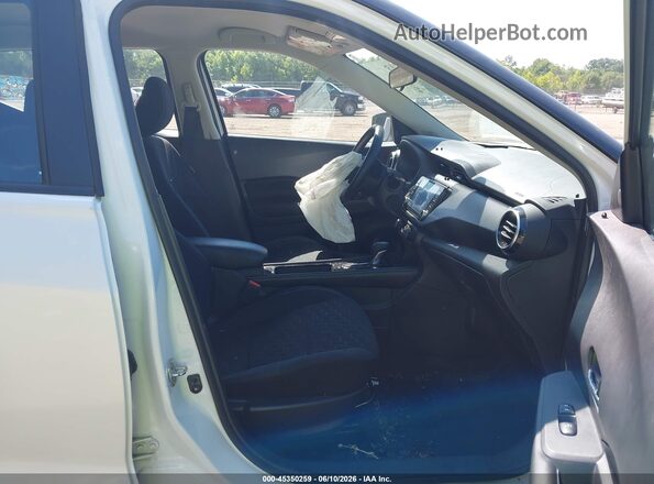 3N1CP5CV0ML565051 2021 NISSAN KICKS Белый Вид салона спереди