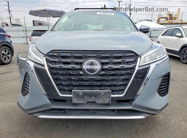 3N1CP5CV0RL503043 2024 NISSAN KICKS Gray Widok z przodu