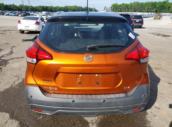 3N1CP5CV1LL499740 2020 NISSAN KICKS Orange Rear view