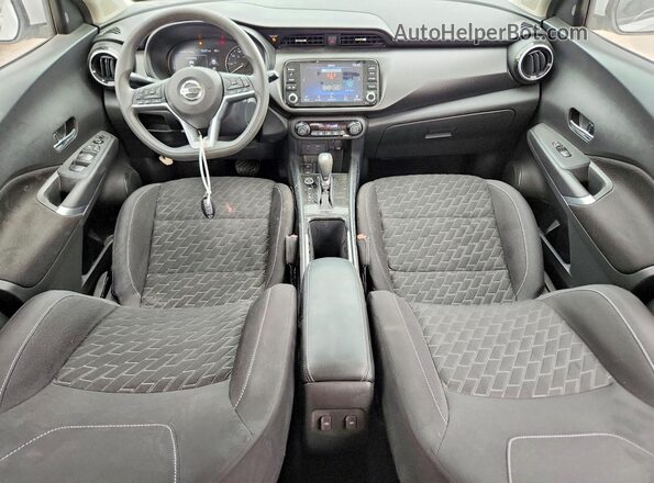 3N1CP5CV1ML518126 2021 NISSAN KICKS White Widok deski rozdzielczej