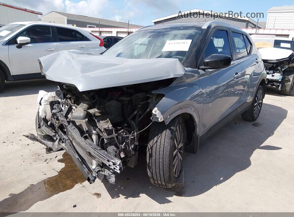 3N1CP5CV1PL554225 2023 NISSAN KICKS Серый Передняя левая четверть