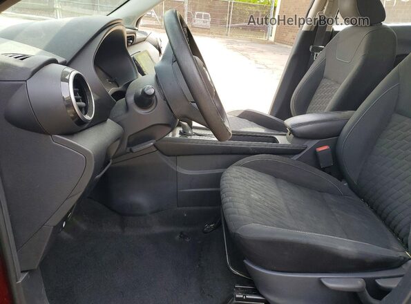 3N1CP5CV2ML543875 2021 NISSAN KICKS Red Вид салону спереду