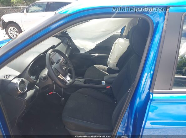 3N1CP5CV2PL565542 2023 NISSAN KICKS Blue Front interior view