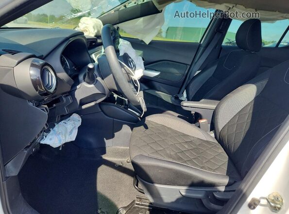 3N1CP5CV3LL520331 2020 NISSAN KICKS White Front interior view