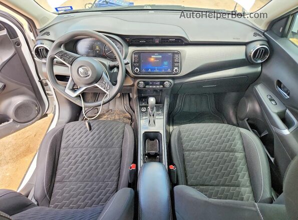 3N1CP5CV3ML518399 2021 NISSAN KICKS White Dashboard view