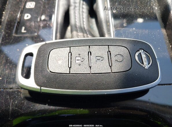 3N1CP5CV3PL521419 2023 NISSAN KICKS White Առջևի վահանակի տեսք