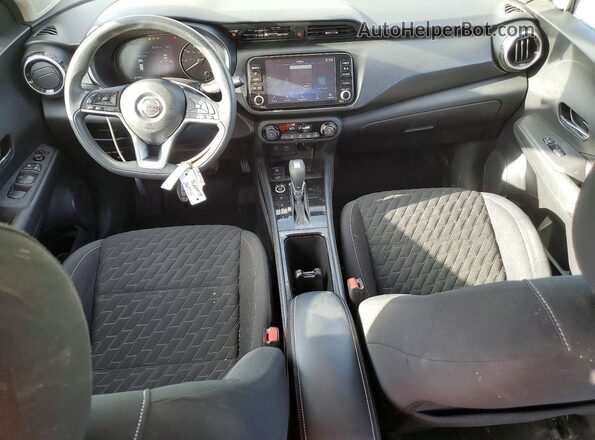 3N1CP5CV4ML529900 2021 NISSAN KICKS White Вид панелі приладів