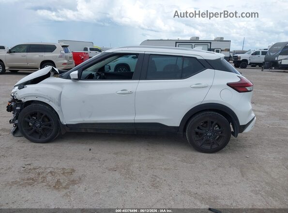 3N1CP5CV4NL514105 2022 NISSAN KICKS White 360 interior view