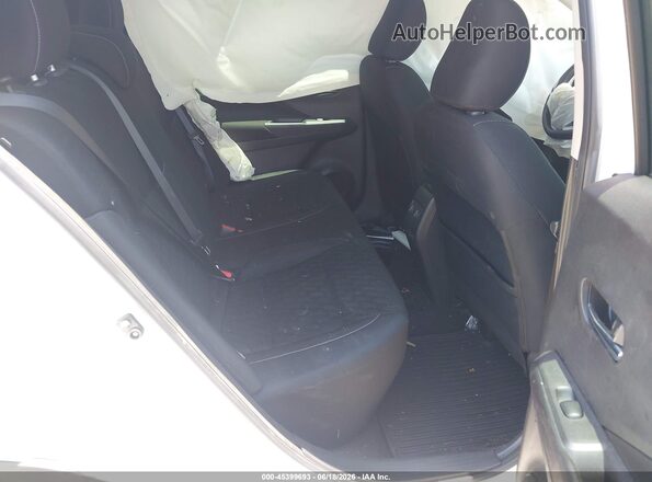 3N1CP5CV5NL510810 2022 NISSAN KICKS White Vista de la etiqueta del VIN