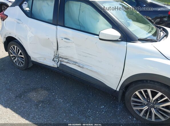 3N1CP5CV5PL482459 2023 NISSAN KICKS Белый Вид спереди