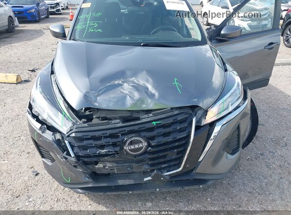 3N1CP5CV5RL492900 2024 NISSAN KICKS Gray Widok z przodu