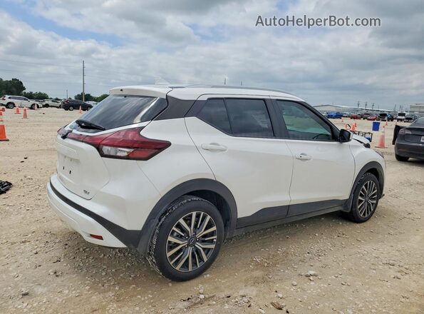 3N1CP5CV5RL531730 2024 NISSAN KICKS White Задня права чверть