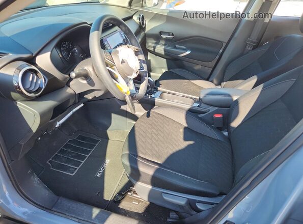 3N1CP5CV5RL535941 2024 NISSAN KICKS Gray Front interior view