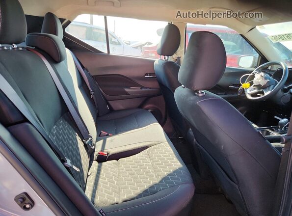 3N1CP5CV5RL535941 2024 NISSAN KICKS Gray Rear seats view