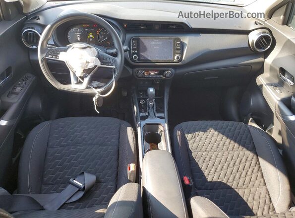 3N1CP5CV6NL493693 2022 NISSAN KICKS White Вид панелі приладів